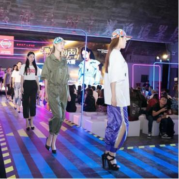 京城骑行新规：电动头盔必戴，电池禁入楼栋