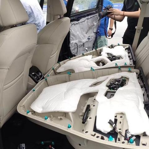 小米YU7：车友必备，解锁速度与激情新体验