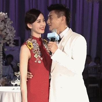 吴奇隆刘诗诗一家三口甜蜜同框，破婚变传闻！