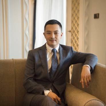 《41岁影帝泪洒街头，转型外卖小哥：导演制片人看过来！》