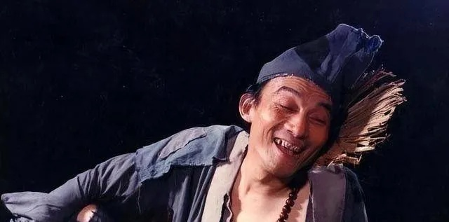 《92岁游本昌再演济公，济公爷爷新形象引期待》