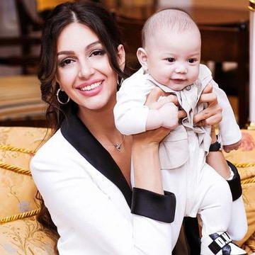 《生化危机9》里昂退位：揭秘主角更迭背后的合理逻辑