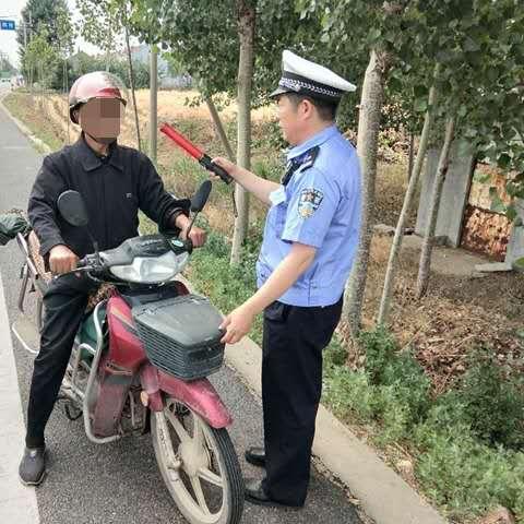 全球独享！八缸摩托车好博会亮相，现场试坐体验！