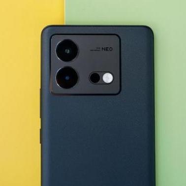 小米16 Pro首曝：两款巨屏震撼来袭！