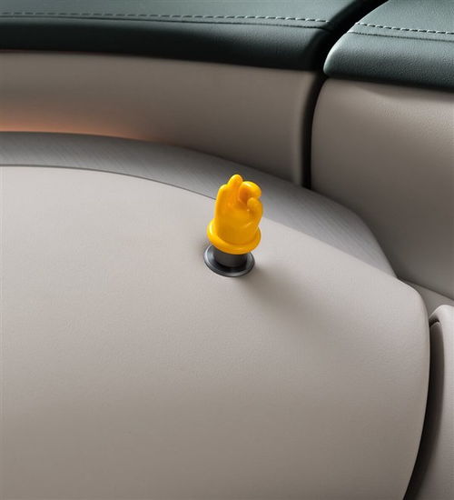 小米手型钥匙扣19.9元！遇光变色，酷炫你的日常出行