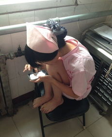 《解限机》拍照自由：身体部位随心摆，诱人姿势任你拍