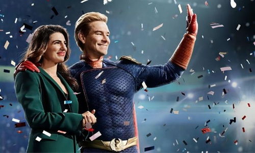 《黑袍纠察队》休伊杀青纪念：终极季精彩瞬间揭秘