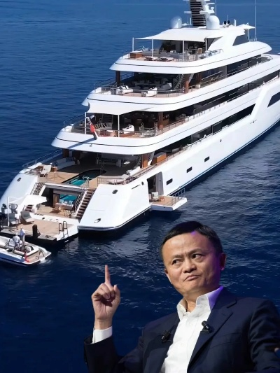 马云法国快艇墨镜白帽潮玩记