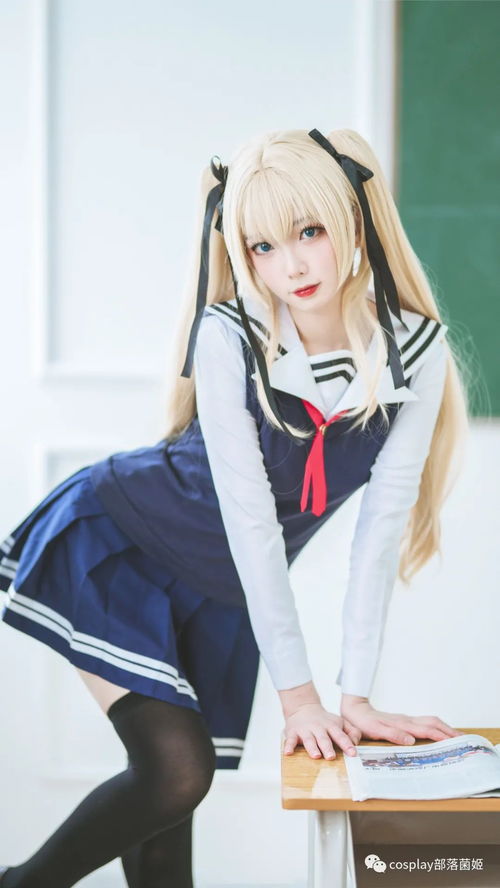 《梨体模新女仆装COS，萌化你的心！》