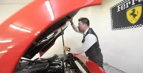 男子等法拉利3年无果，4S店：退款先卖车！急寻买家！