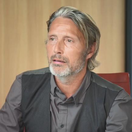 《死亡搁浅2》台湾行独家揭秘：小岛每日4小时观影读书时光