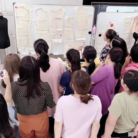 《解限机服装永久解锁攻略：独家获取方法大揭秘》