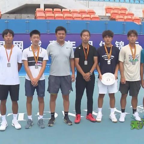 斗鱼独家直播2025电竞世界杯！豪华解说盛宴，互动福利大放送，盛夏狂欢不容错过！