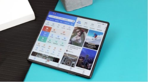 折叠屏手机新玩法:甲亢哥同时畅享油管与Twitch聊天! 折叠屏手机新玩法:甲亢哥同时畅享油管与Twitch聊天!