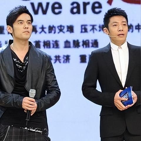 周杰伦抖音首秀，粉丝破300万！速来围观！