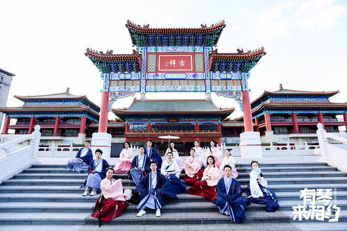 《国服VS国际服：揭秘两者差异，选择哪款更香？》