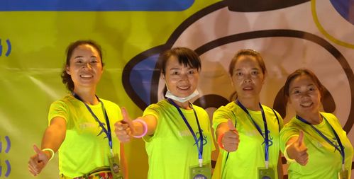 《超人影迷秀》祖国人演员点赞，变身超级粉丝！