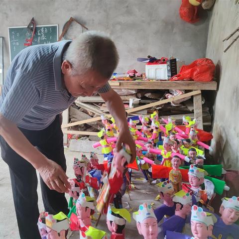 《龙舟少年》导演新作：揭秘传承精神新篇章