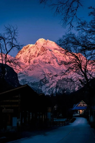 《羊蹄山之魂》壁纸盛宴：每一帧都是绝美风景