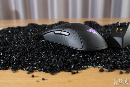 雷蛇毒蝰V3皮卡丘联名无线鼠标：1399元，电竞利器！