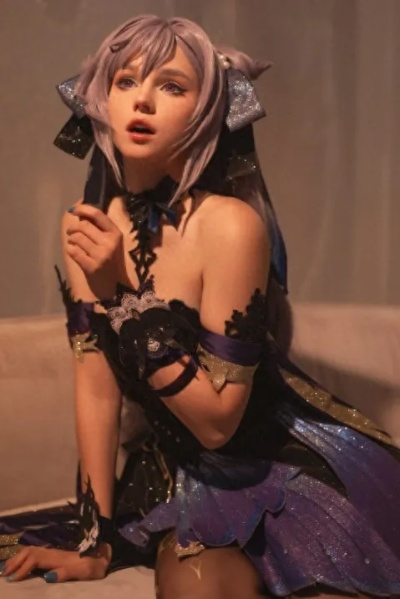 绝美Coser账号爆红：BW绝美cos作品引40万粉丝追捧