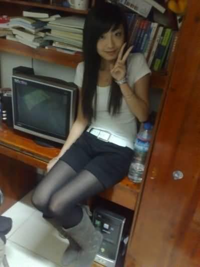 丝袜诱惑：揭秘游戏内姐姐涂油幕后故事