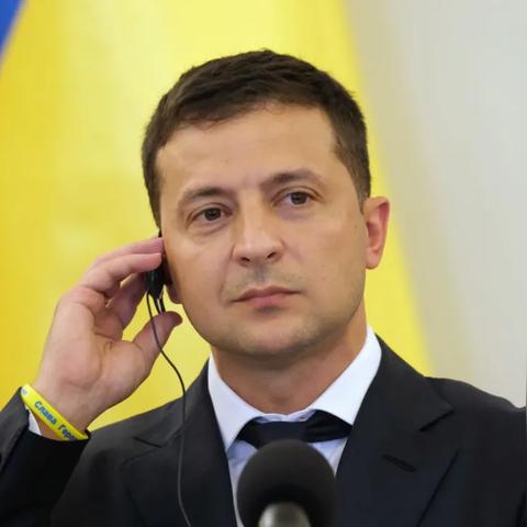 《暗喻幻想》销量突破200万！史低优惠，抢购正当时！