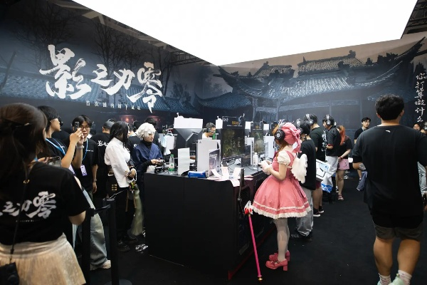 《影之刃零》科隆游戏展亮相，巅峰对决国际大作！