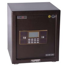 《死亡岛2车库保险柜钥匙速查！快速解锁宝藏》