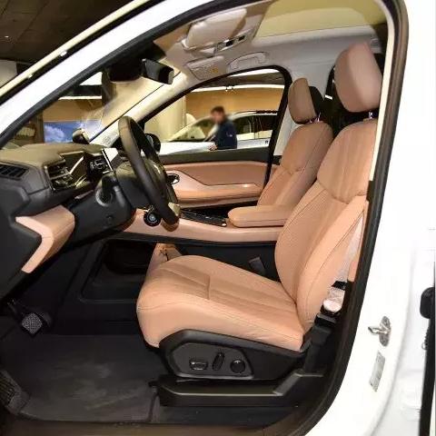 《李想挑战：无小米人气，如何实现大订单突破？》