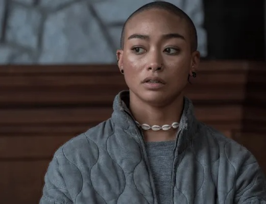 《真人快打2》女主大变样：长发变光头，顽皮狗新作引期待