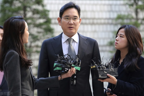 三星掌门人无罪，13前高层全脱罪！独家揭秘幕后真相