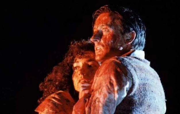 《泥脸》R级恐怖片揭秘：古恩导演亲证极致惊悚！