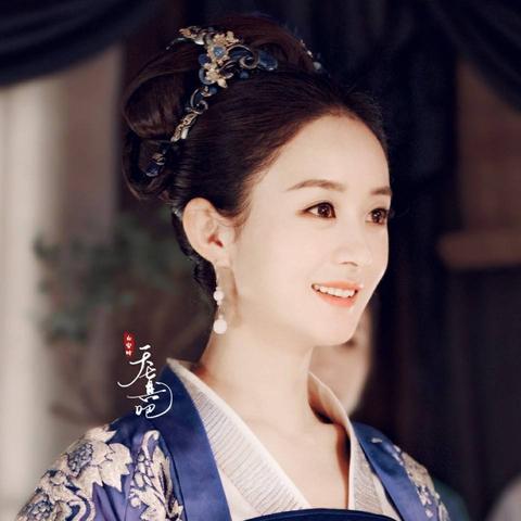 《红色尖叫过期版爆火！68元抢购，揭秘“最难喝饮料”传奇》