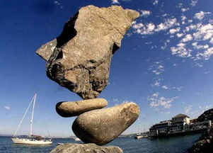 恒河奇石：200公斤神秘巨石引民众狂热膜拜