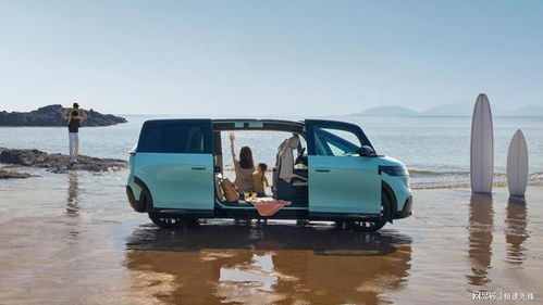 《理想i8热爆现场！人气爆棚，排队看车盛况》