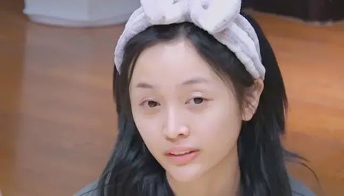 景甜37岁生日照曝光：粉丝祝福满满，状态佳如少女