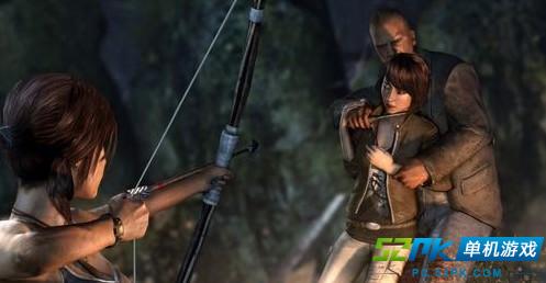 《古墓丽影》劳拉雕像引热议：雌雄同体造型引发玩家热议