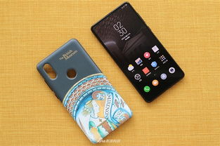 《明末》音乐精选豪华版开箱：手机支架造型，独特设计抢先看