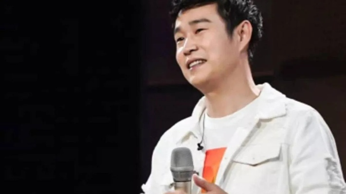 小沈阳演唱会疑翻唱凑数：经典歌曲你会唱几首？