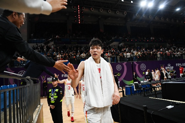 杨瀚森回归男篮！亚洲杯热身赛或成首秀舞台