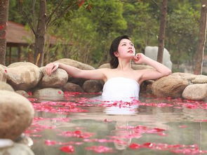 《阿狸莲华温泉皮肤：性感美人出浴瞬间》