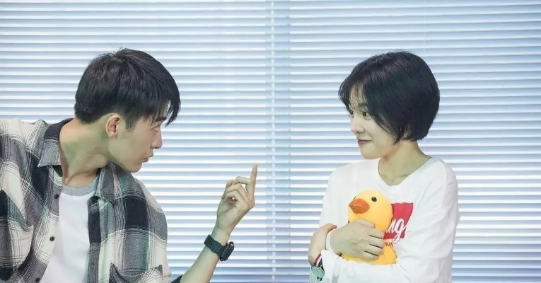 婚前“侦探”揭秘：李想深情告白，揭秘爱情背后的秘密