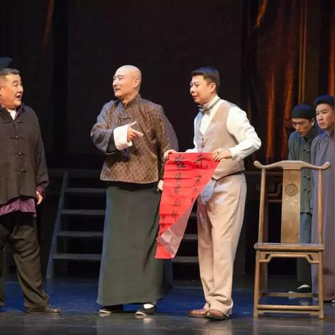 陈佩斯黄渤《戏台》票房破亿！豆瓣8.0高分神剧来袭