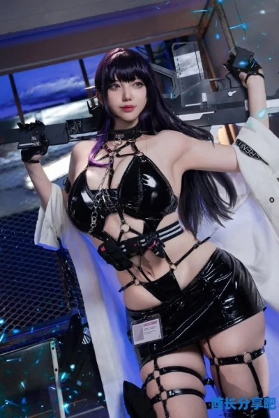 《胜利女神：妮姬》毒蛇COS再现，高还原度梨体模惊艳来袭！