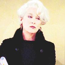 《穿普拉达女王2》片场曝光：梅姨气场全开，时尚女王归来！