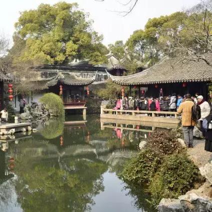 《死亡空间》导演或隐退？揭秘游戏界大事件！