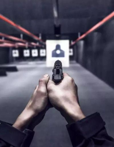 枪械互动新体验：我的枪竟会对话？揭秘神秘交互！