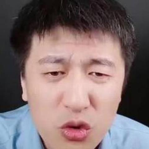 高考季热议！张雪峰回应赚亿金真相，揭秘内幕