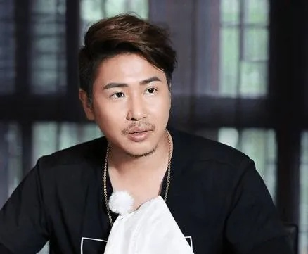 欧弟分居传闻真相揭秘，经纪人紧急辟谣！